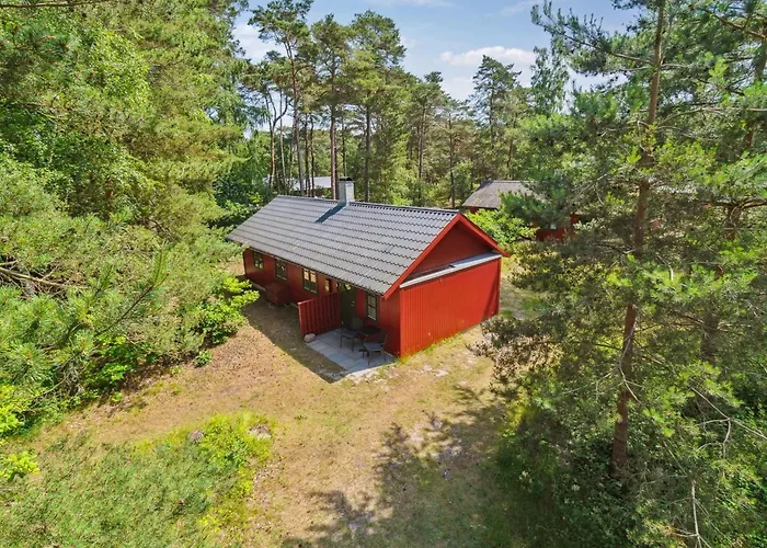 Wale - 100m From The Sea By Interhome *